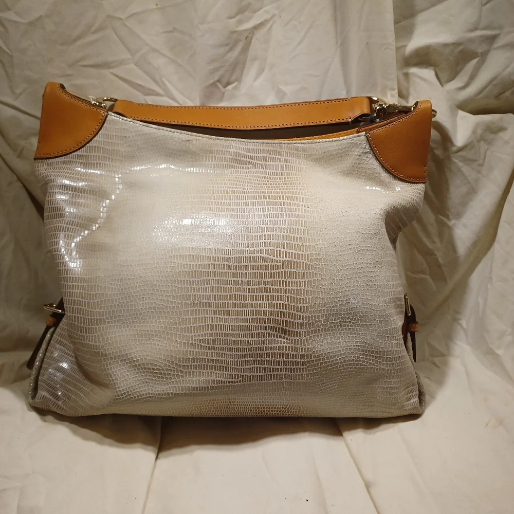 Dooney and bourke shoulder bag - Picture 7 of 12